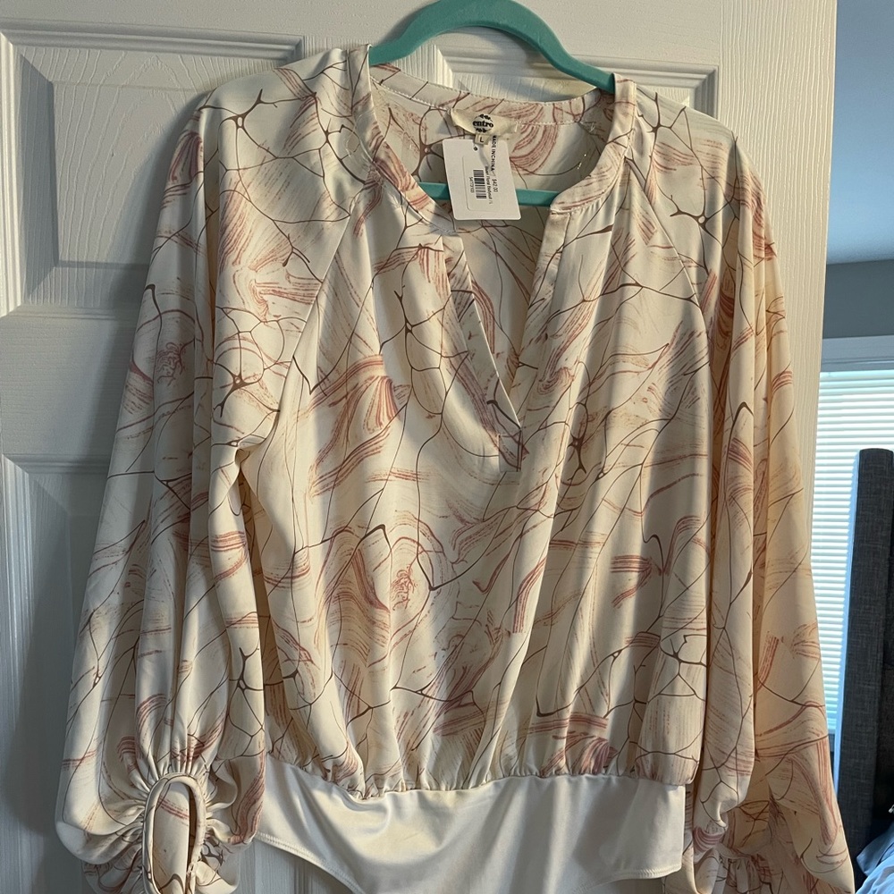 NWT! Balloon sleeve Chiffon multicolor bodysuit